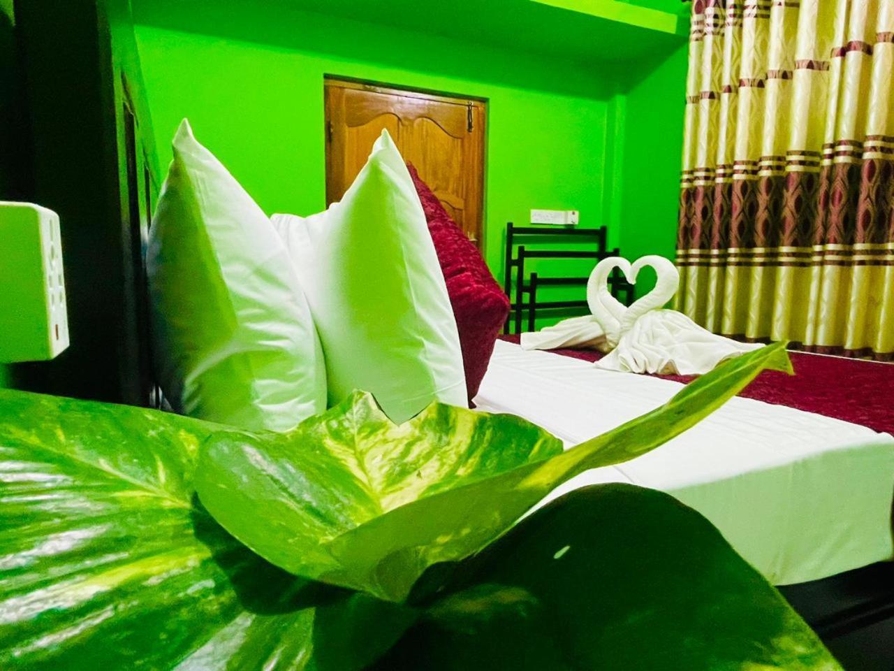 Hema Holiday Villa Trincomalee Exterior foto
